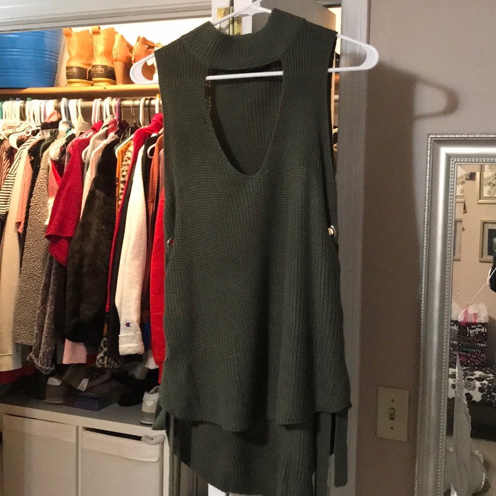 Green sweater top